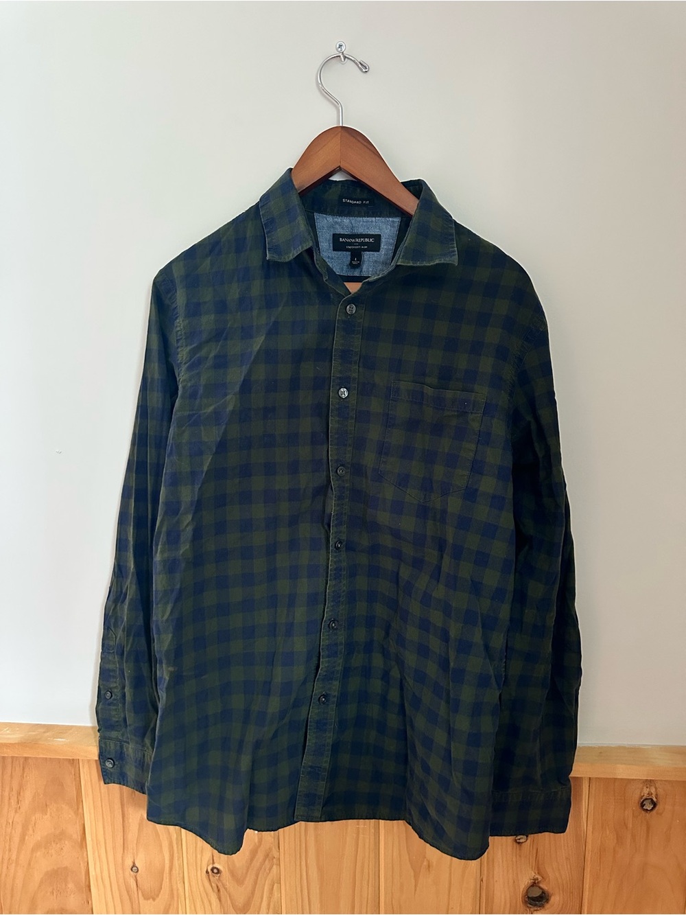 Banana Republic Men's Green and Navy Check Button-Down Shirt